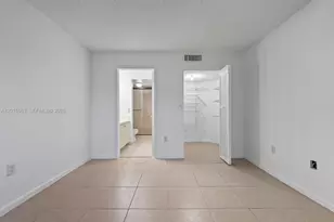 7200 NW 179th St, Hialeah, FL 33015 - Photo 23