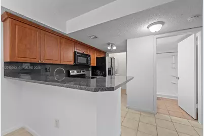 7200 NW 179th St #110, Hialeah, FL 33015 - Photo 11