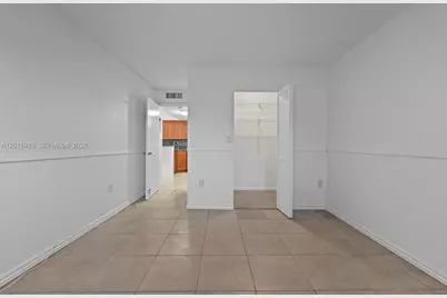 7200 NW 179th St #110, Hialeah, FL 33015 - Photo 19