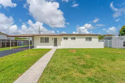 4211 SW 97th Pl, Miami, FL 33165 - Photo 1