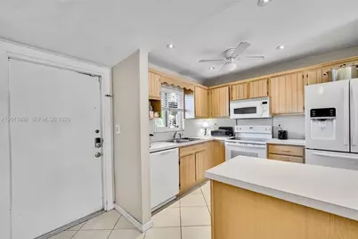 3300 Atlanta St #15F, Hollywood, FL 33021 - Photo 11