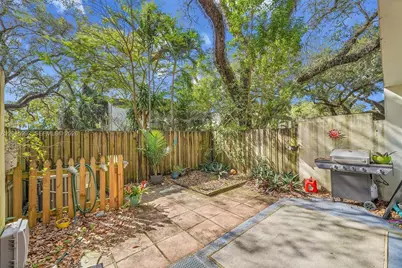 3300 Atlanta St #15F, Hollywood, FL 33021 - Photo 5
