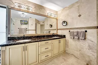10403 Santiago St, Cooper City, FL 33026 - Photo 25