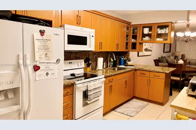 1734 W 57th Ter, Hialeah, FL 33012 - Photo 5