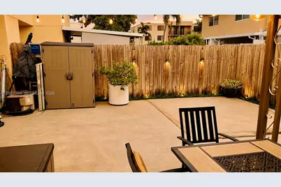 1734 W 57th Ter, Hialeah, FL 33012 - Photo 13