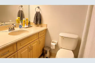 1734 W 57th Ter, Hialeah, FL 33012 - Photo 11