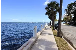 1408 Brickell Bay Dr, Miami, FL 33131 - Photo 23