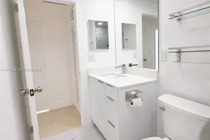 1408 Brickell Bay Dr, Miami, FL 33131 - Photo 7