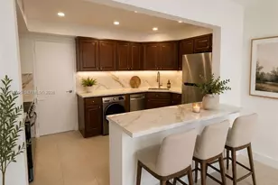 1408 Brickell Bay Dr, Miami, FL 33131 - Photo 3