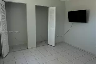 7101 Byron Ave, Miami Beach, FL 33141 - Photo 9
