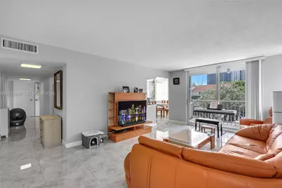 16565 NE 26th Ave #2B, North Miami Beach, FL 33160 - Photo 9
