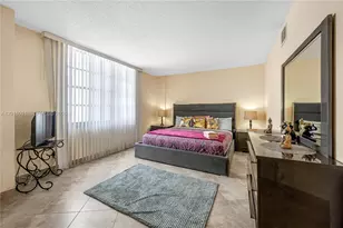 3725 S Ocean Dr, Hollywood, FL 33019 - Photo 15