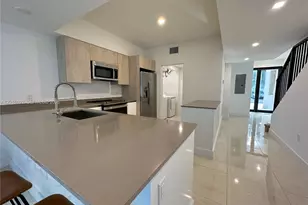 5481 W Oak Wy, Dania Beach, FL 33314 - Photo 9