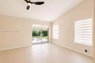 854 San Remo Dr, Weston, FL 33326 - Photo 9