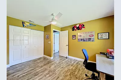 2176 Nova Village Dr, Davie, FL 33317 - Photo 23