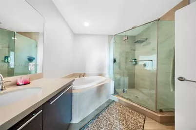 7928 East Dr #305, North Bay Village, FL 33141 - Photo 13