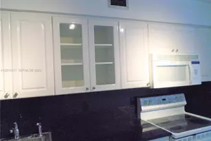 6770 Indian Creek Dr, Miami Beach, FL 33141 - Photo 25