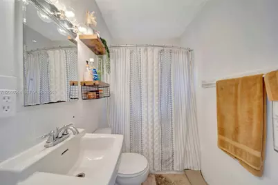 2890 NW 160th St, Miami Gardens, FL 33054 - Photo 15