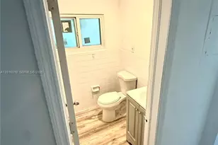 151 NW 17th Pl, Miami, FL 33125 - Photo 3