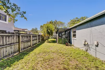 11730 NW 12th St, Pembroke Pines, FL 33026 - Photo 39
