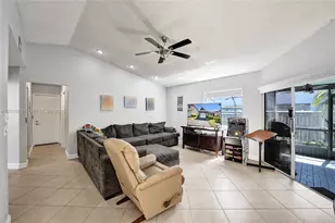 11730 NW 12th St, Pembroke Pines, FL 33026 - Photo 7