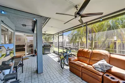 11730 NW 12th St, Pembroke Pines, FL 33026 - Photo 35