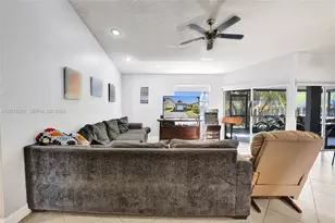 11730 NW 12th St, Pembroke Pines, FL 33026 - Photo 5