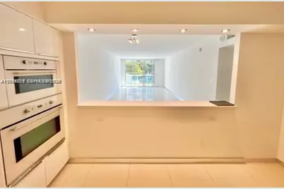 19370 Collins Ave #121, Sunny Isles Beach, FL 33160 - Photo 7