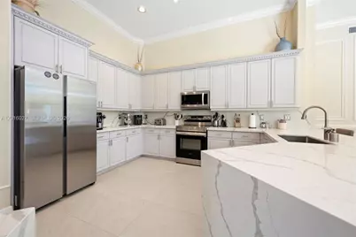 2538 Eagle Run Dr, Weston, FL 33327 - Photo 11