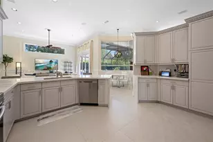 2538 Eagle Run Dr, Weston, FL 33327 - Photo 13