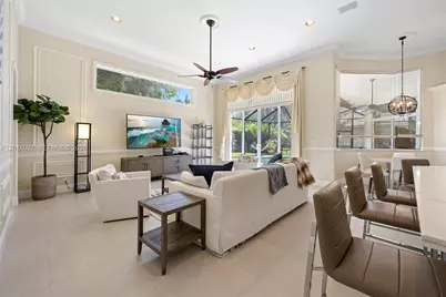 2538 Eagle Run Dr, Weston, FL 33327 - Photo 15