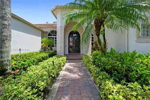 2538 Eagle Run Dr, Weston, FL 33327 - Photo 3
