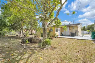 10565 SW 156th Ln, Miami, FL 33157 - Photo 13