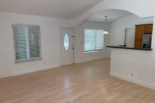 11143 E Model Cir E, Boca Raton, FL 33428 - Photo 5