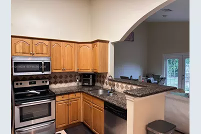 11143 E Model Cir E, Boca Raton, FL 33428 - Photo 7