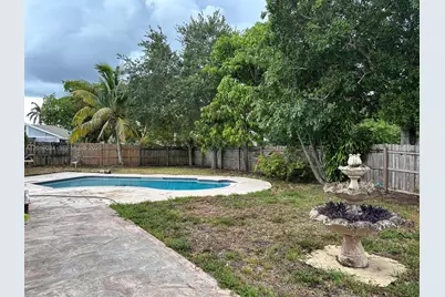11143 E Model Cir E, Boca Raton, FL 33428 - Photo 15