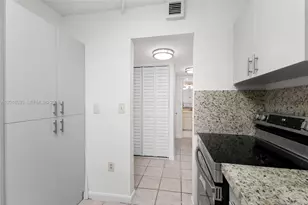 345 Ocean Dr, Miami Beach, FL 33139 - Photo 13