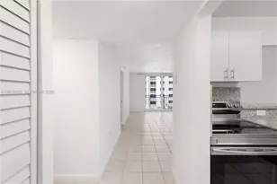 345 Ocean Dr, Miami Beach, FL 33139 - Photo 15