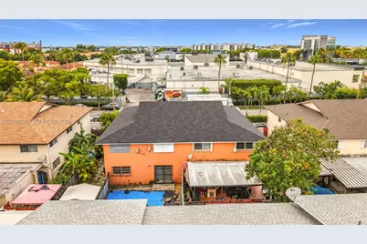 1652 W 42nd Pl #2, Hialeah, FL 33012 - Photo 31