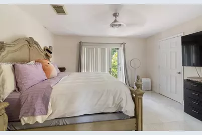 5605 NW 109th Ave #71, Doral, FL 33178 - Photo 9