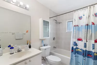 5605 NW 109th Ave #71, Doral, FL 33178 - Photo 15