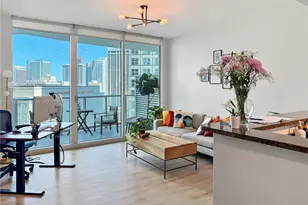 300 S Biscayne Blvd, Miami, FL 33131 - Photo 3