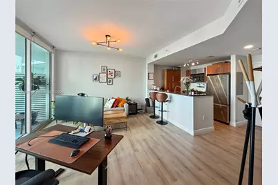300 S Biscayne Blvd #T-1705, Miami, FL 33131 - Photo 7
