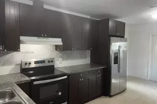 1036 NW 64th St, Miami, FL 33150 - Photo 5