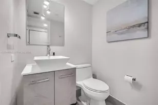 20191 E Country Club Dr, Aventura, FL 33180 - Photo 19