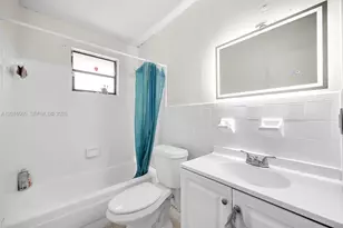 2352 NW 102nd St, Miami, FL 33147 - Photo 11