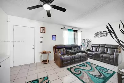 2352 NW 102nd St, Miami, FL 33147 - Photo 39