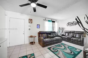 2352 NW 102nd St, Miami, FL 33147 - Photo 39