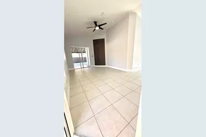 2120 NE 37th Rd #1, Homestead, FL 33033 - Photo 9