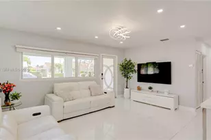 6450 SW 39th Terrace, Miami, FL 33155 - Photo 1